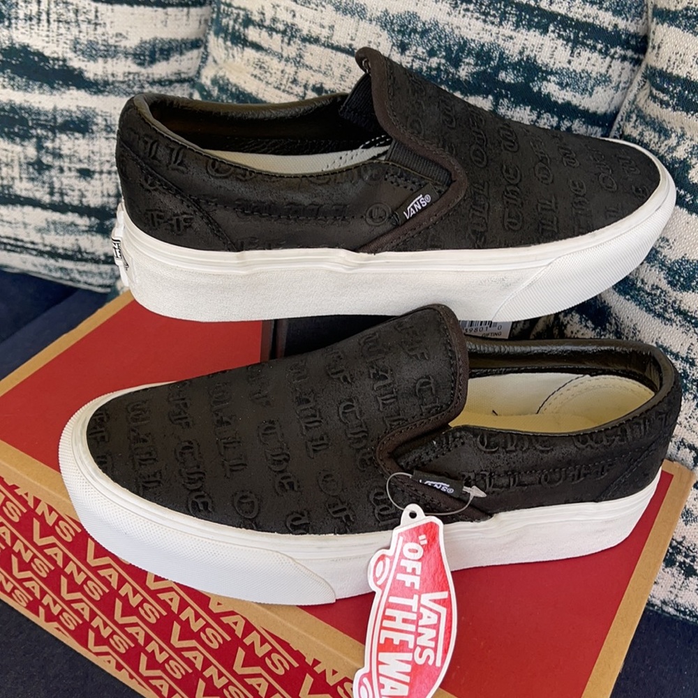 Vans Classic Slip-On Platforms Deboss Otw Black/Black WMNS - Picture 11 of 16